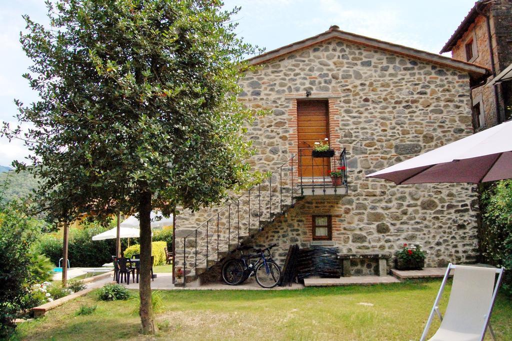 Villa Casa Webb Bagni di Lucca Habitación foto