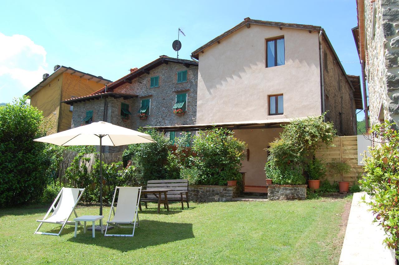Villa Casa Webb Bagni di Lucca Exterior foto